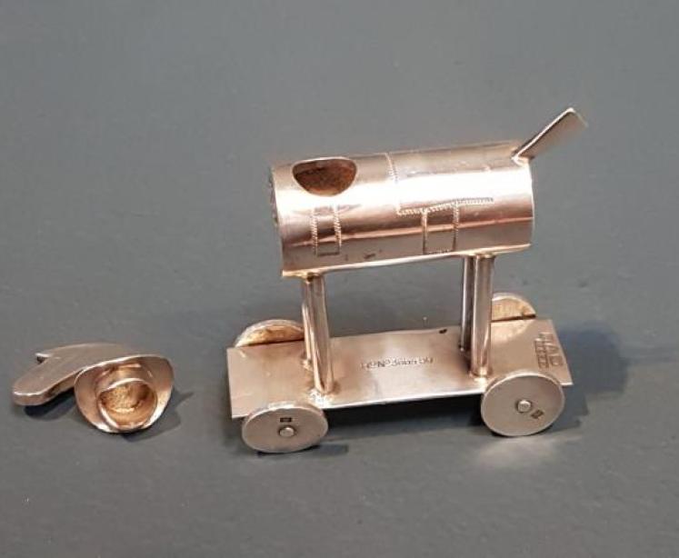 Rare Silver Hobby Horse Pepper - Image 5