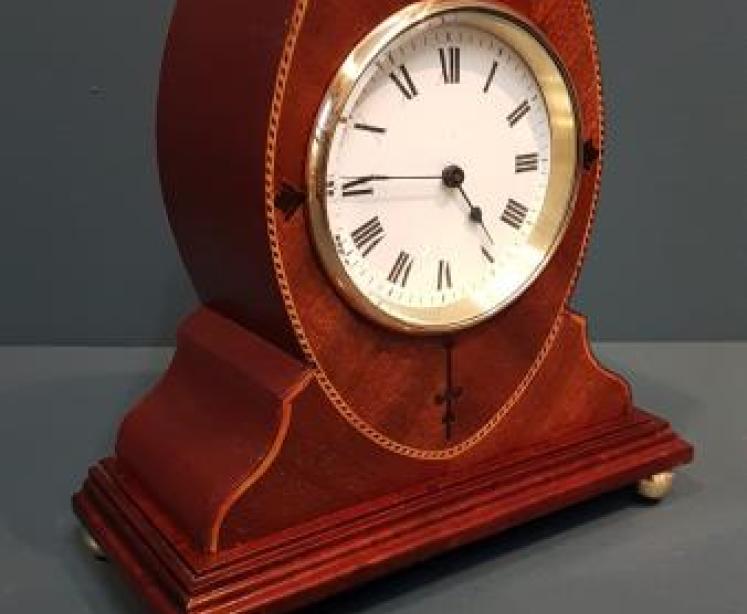 Fine Quality Elliptical Inlaid Mahogany Mantel Clock - Image 2