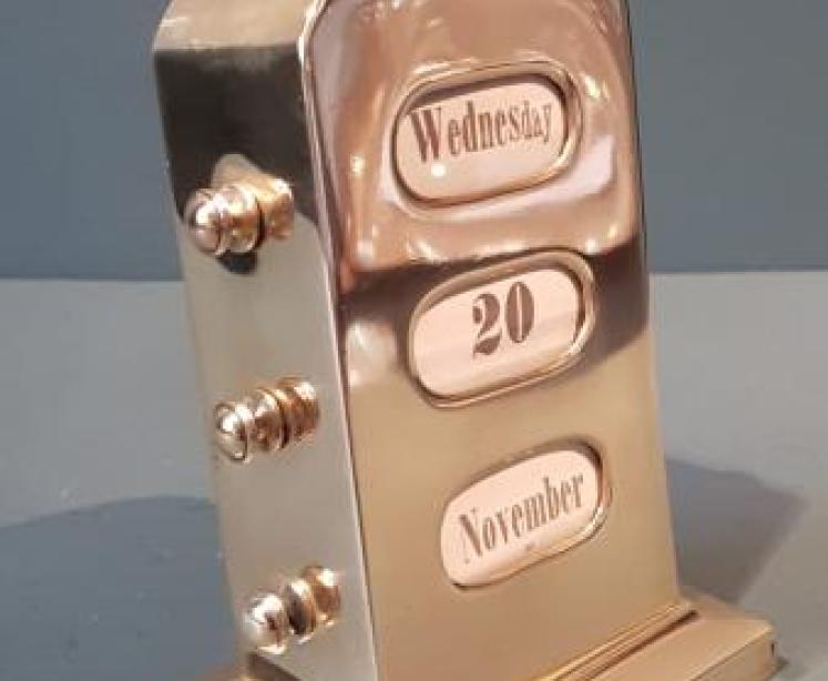 Edwardian Brass Perpetual Desk Calendar - Image 6