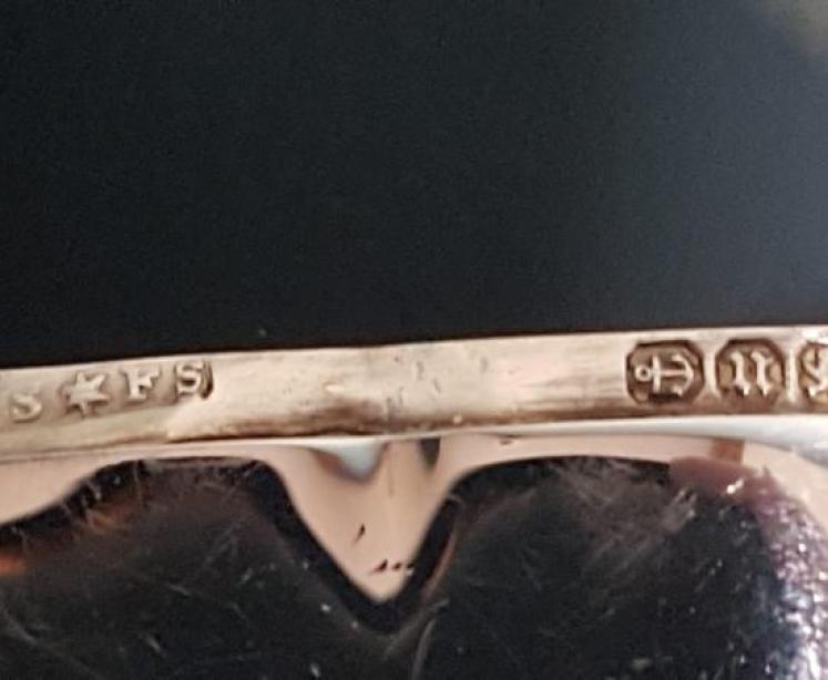 Victorian Silver Heart Shaped Vesta Case - Image 2