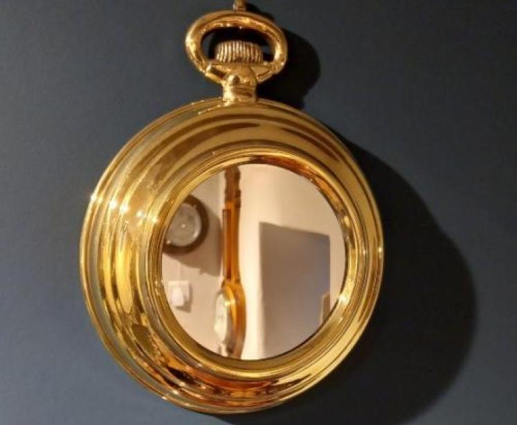 Stylish 1930's Brass Pocket Watch Style Wall Mirror - Image 4
