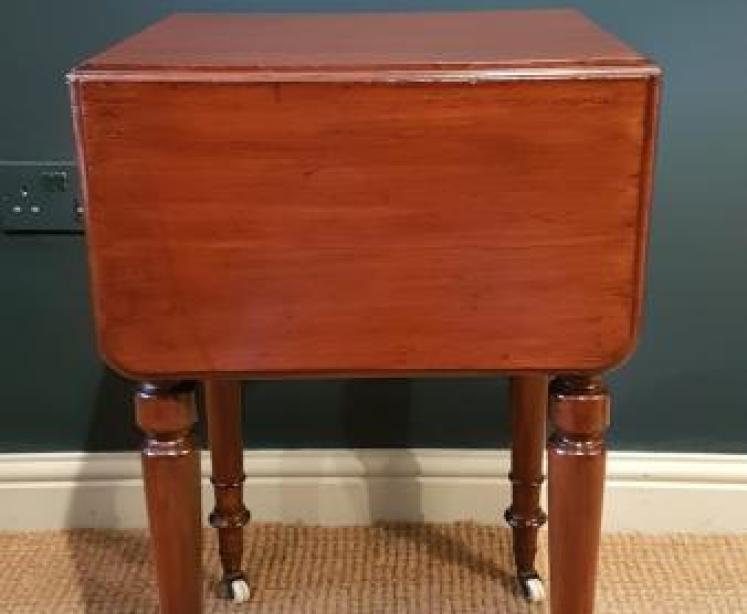 Matching Pair of Early Victorian Pembroke Bedside Cabinets - Image 3