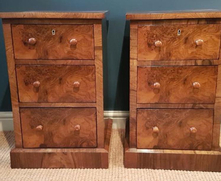 Matching Pair of Victorian Burr Walnut Bedside Chests - Image 2