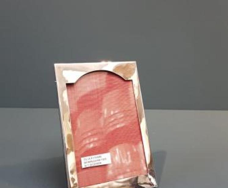 George V Silver Photo Frame - Image 1