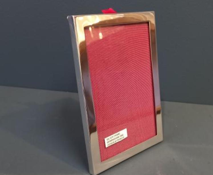 George VI Silver Photo Frame - Image 1