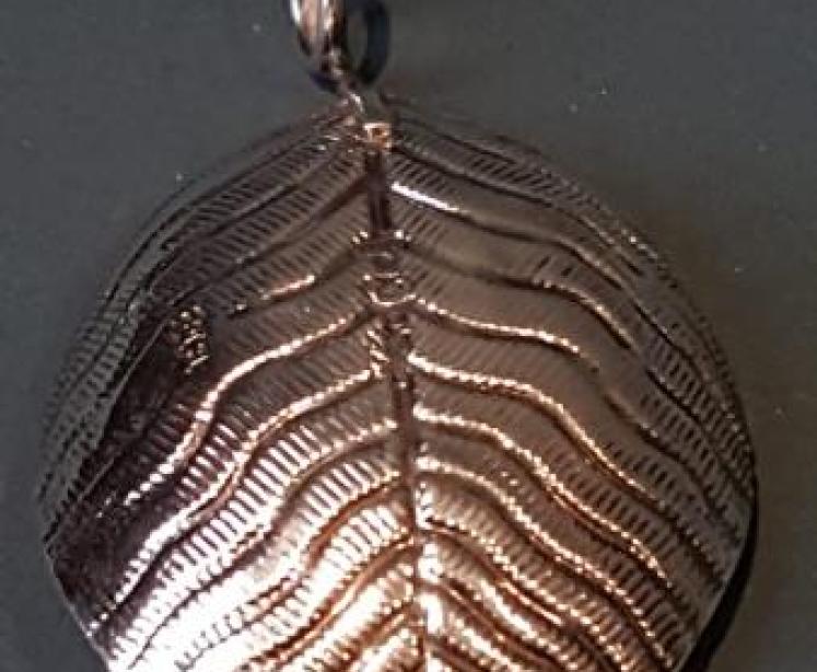 Unusual George III Silver Leaf Caddy Spoon  - Image 5