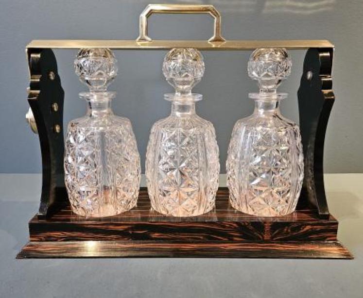 Victorian Coromandel Pint Decanters Tantalus  - Image 1