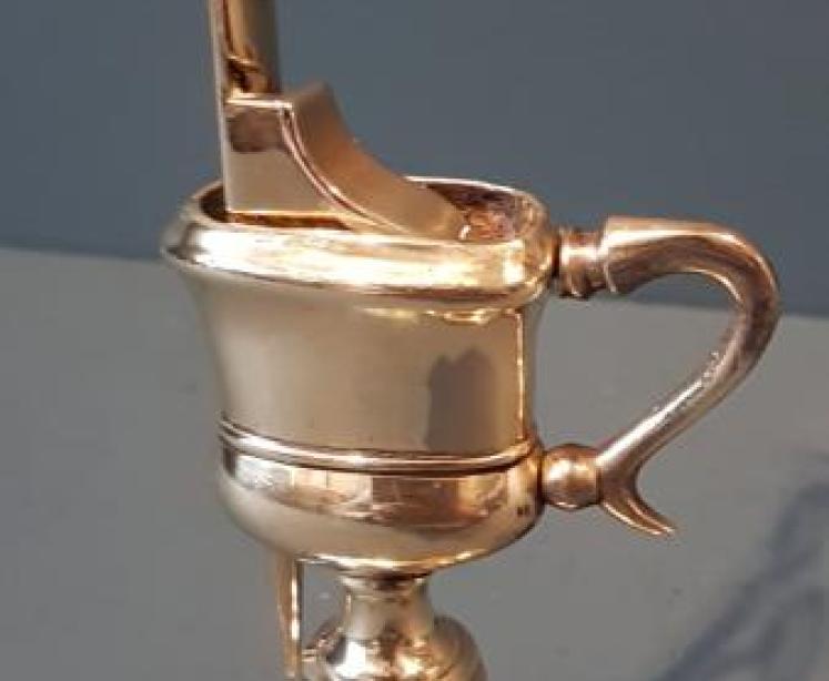 Rare George III Brass Candle Snuffers and Petal Base Stand  - Image 4