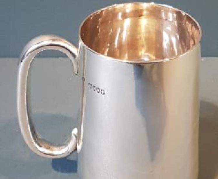 Victorian Silver Pint Tankard - Image 1