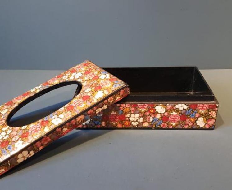 Superb 1930's Kashmiri Tissue Box - Image 3