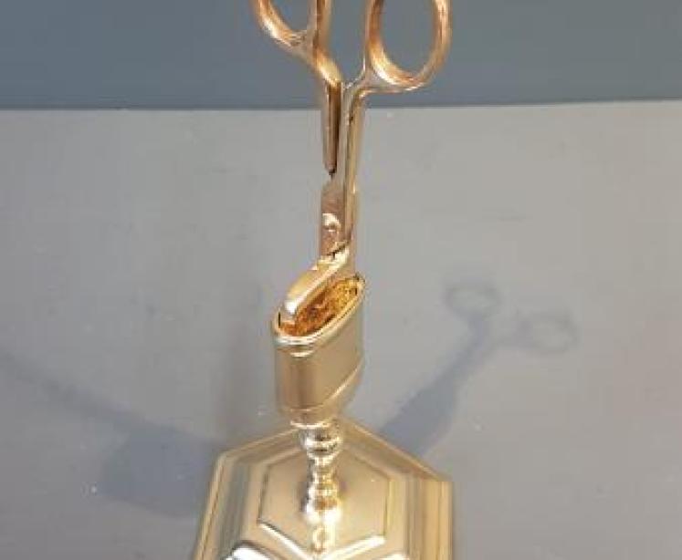 Georgian Snuffers and Stand - Image 1