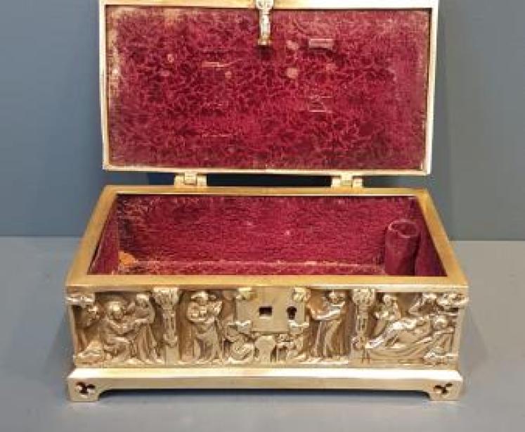 Victorian Cast Brass Jewel Casket - Image 3