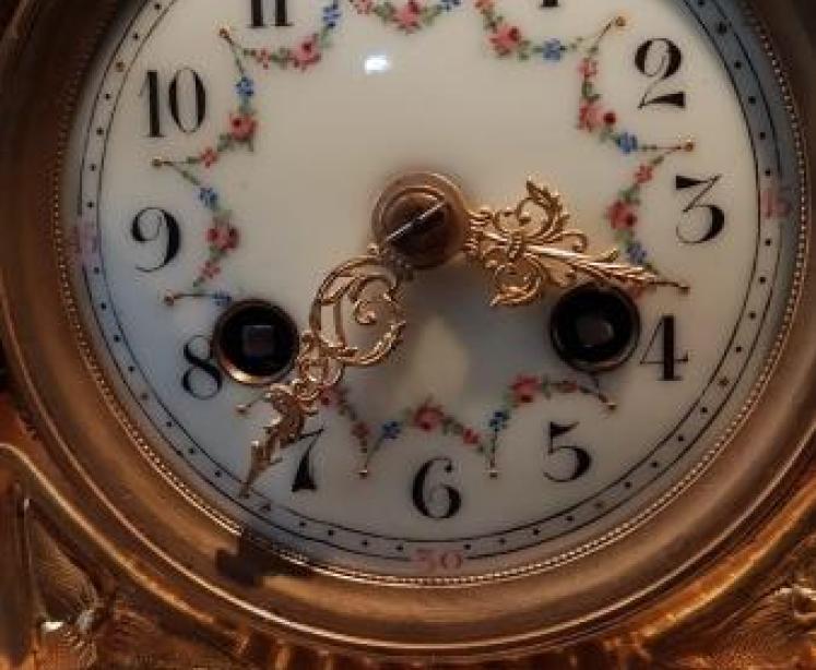 Fine Quality Victorian Ormolu Mantel Clock - Image 5