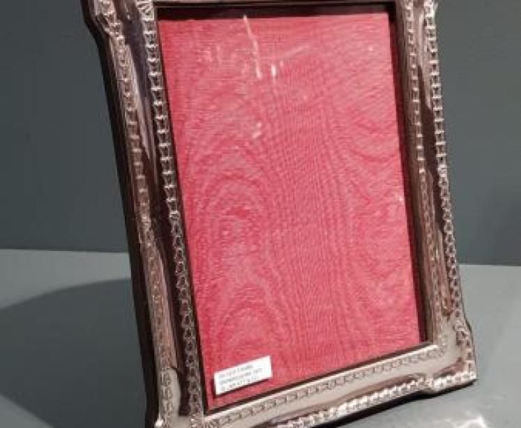 Edwardian Silver Photo Frame - Image 5