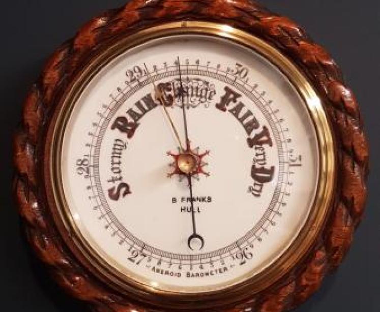 Frank's Hull Ships Barometer - Image 1