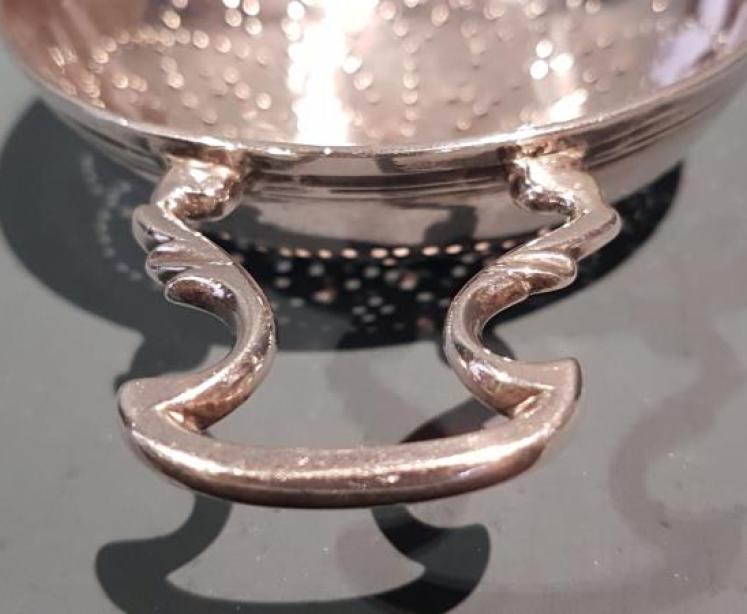 Early George II Silver Lemon Squeezer - Image 3