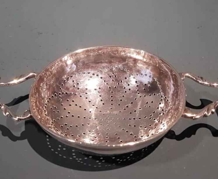 Early George II Silver Lemon Squeezer - Image 4