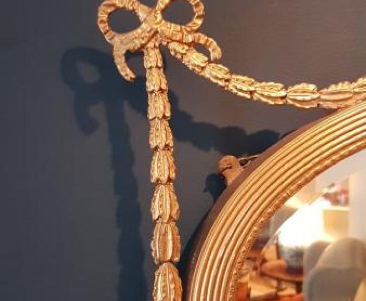 Pair of Victorian Oval Gilt Mirrors - Image 5