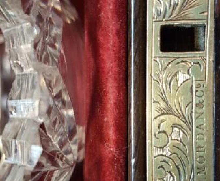 Fine Quality Early Victorian Tea Caddy - Image 5