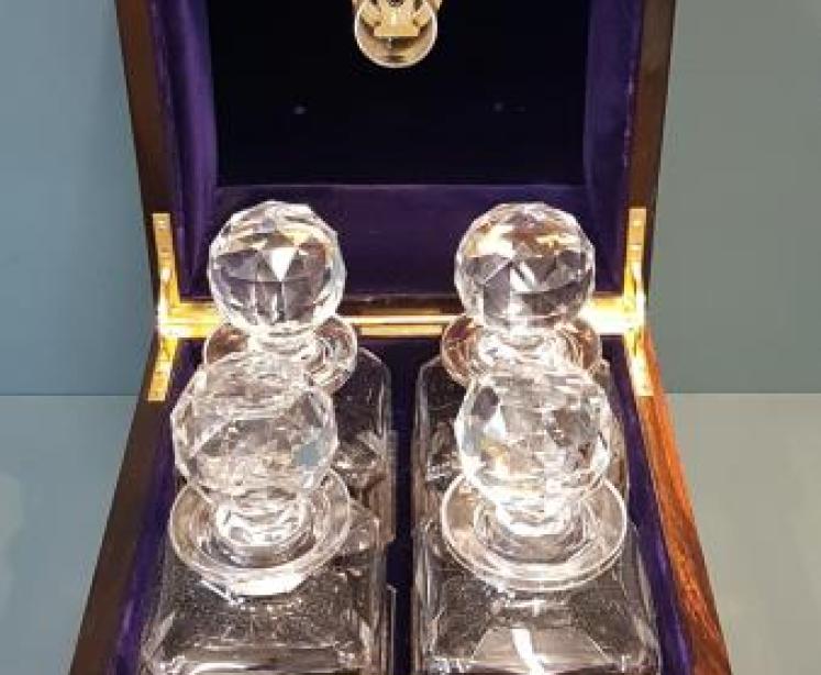 Victorian Walnut Tantalus Box - Image 4