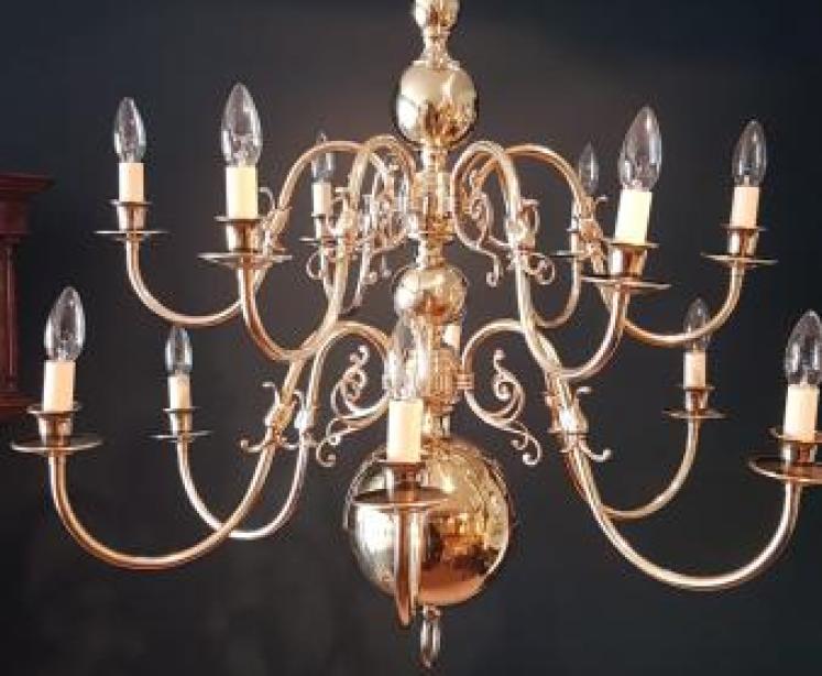 Large Edwardian 12 Arm 2 Tier Chandelier  - Image 7