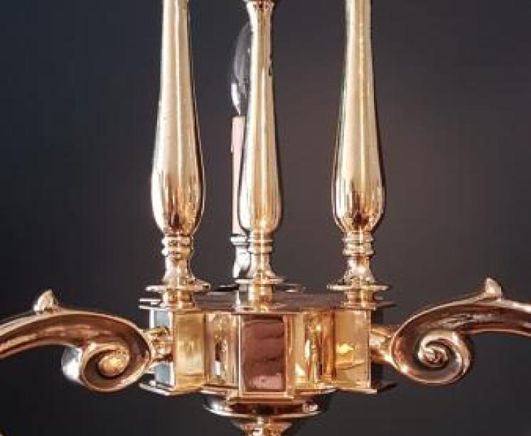 Small Edwardian Cast Brass 3 Arm Chandelier  - Image 4