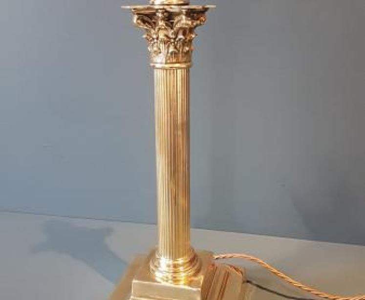 Edward Brass Corinthian Column Table Lamp  - Image 5