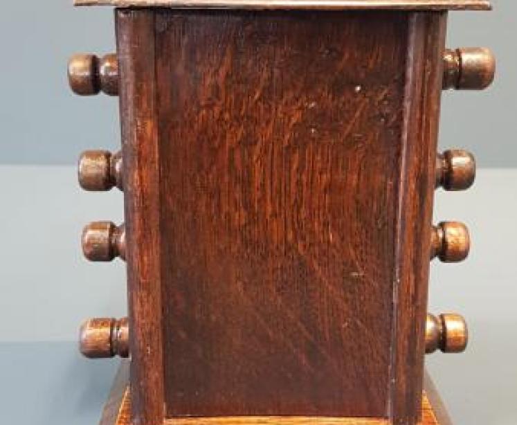 Edwardian Oak Perpetual Desk Calendar  - Image 5