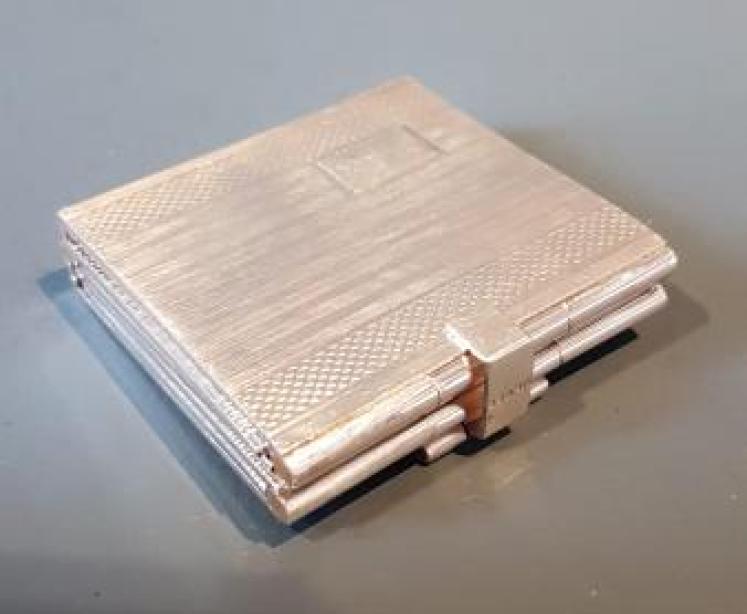 Unusual Solid Silver Folding Photo Book - Image 4