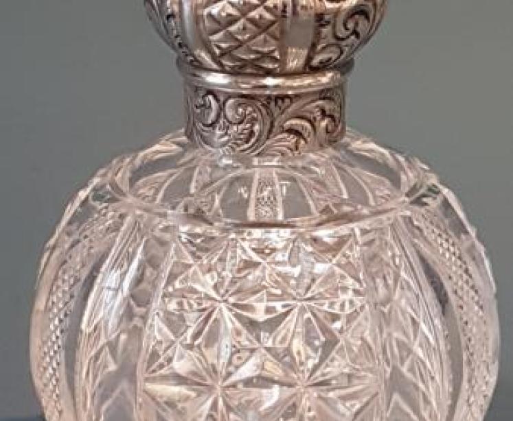 Victorian Silver Topped Cut Crystal Scent Bottle  - Image 1