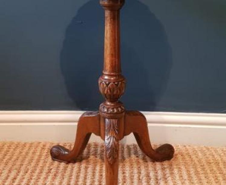 Quality Victorian Walnut Wine Table - Image 3