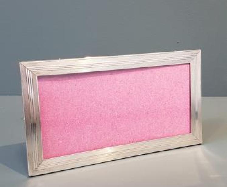 George V Silver Engine Turned Photo Frame - Image 2