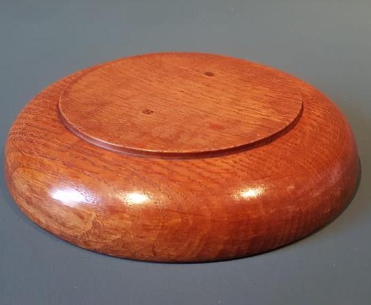 Early Mouseman Coin Tray - Image 3