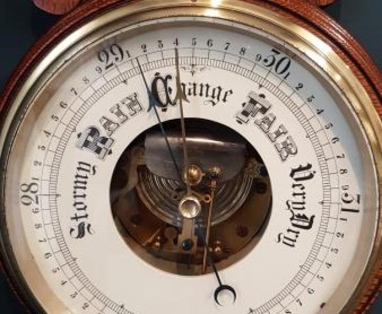 Victorian Solid Oak Cased Banjo Barometer  - Image 2