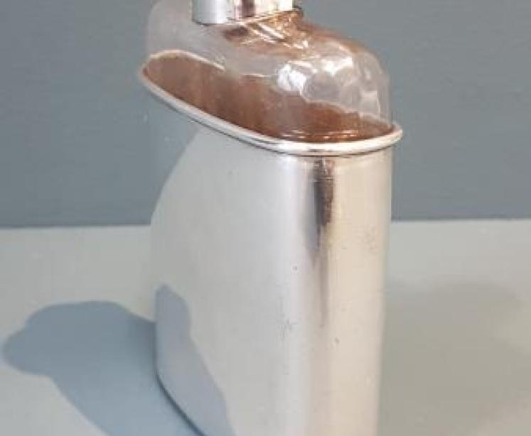 Edwardian Silver Kidney Shaped Hip Flask - Image 2