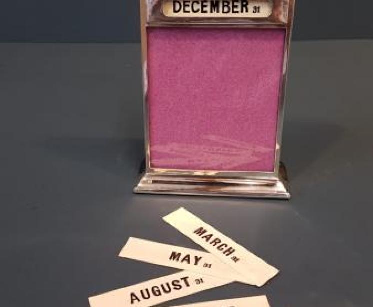 Edwardian Silver Calendar & Photo Frame Combination - Image 3