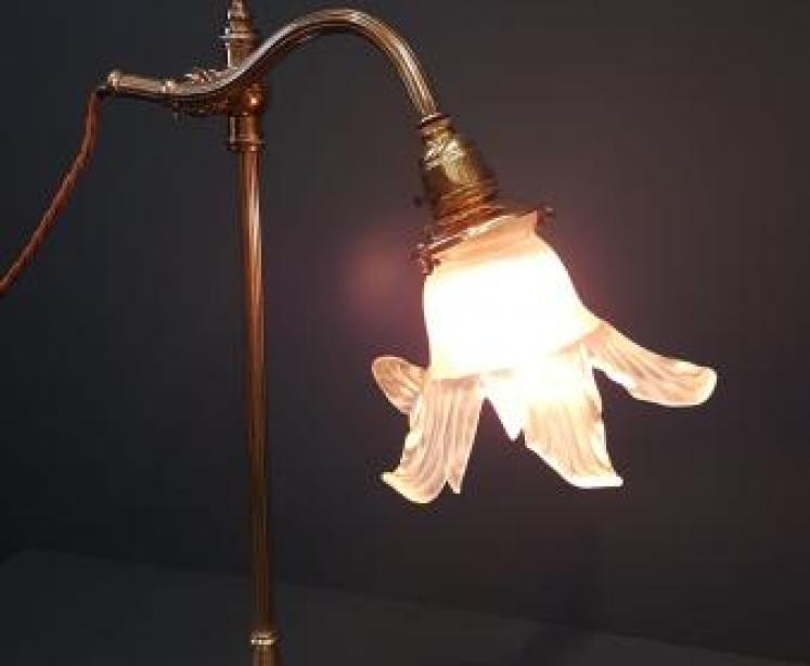 Edwardian Adjustable Table Lamp and Shade - Image 2