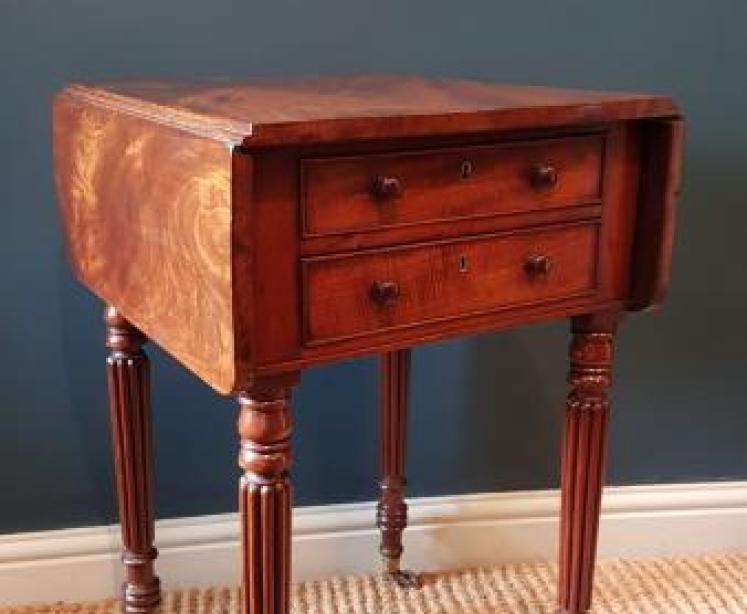 Regency Figured Mahogany Lamp Table - Image 1