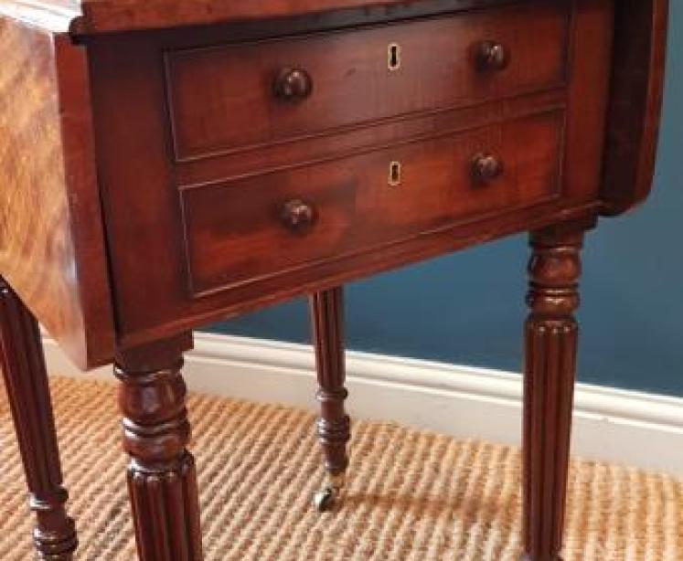 Regency Figured Mahogany Lamp Table - Image 7