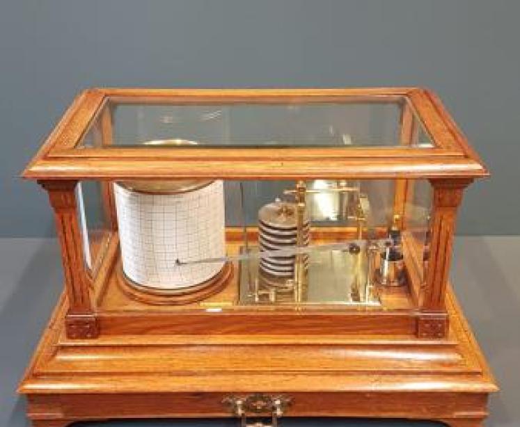 Top Quality Short and Mason Barograph  - Image 2