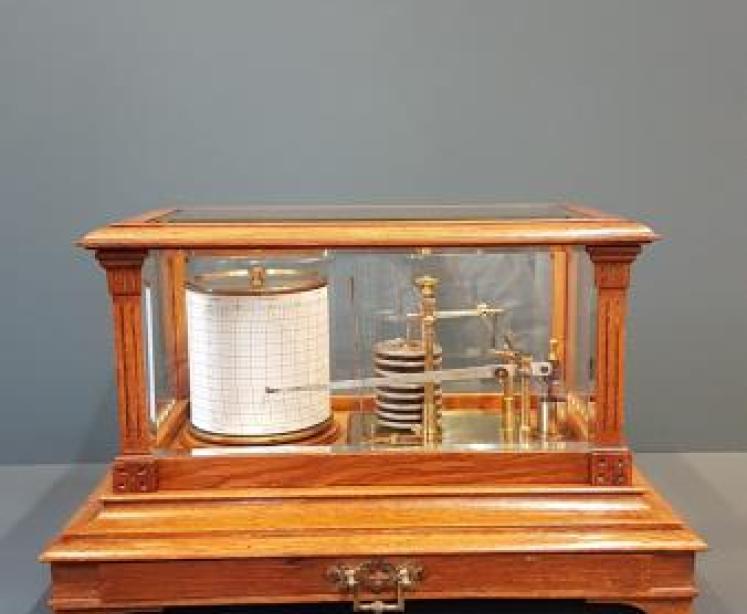 Top Quality Short and Mason Barograph  - Image 3