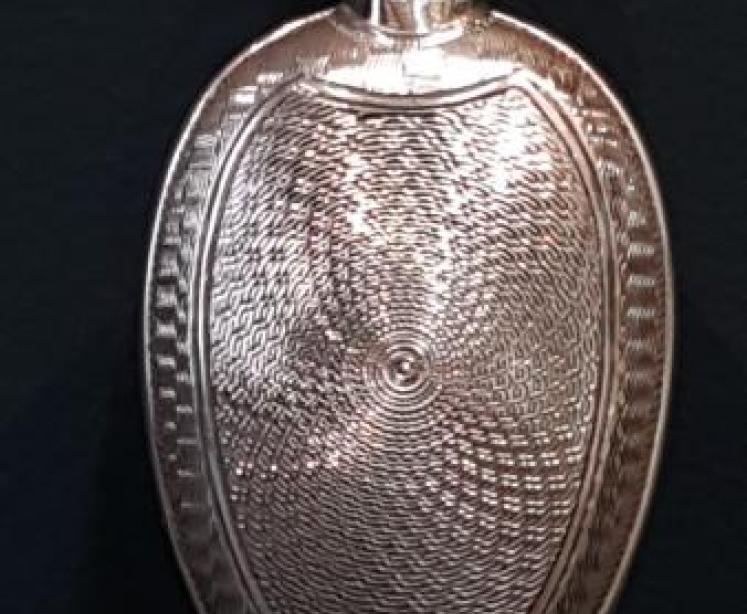 George V Engine Turned Silver Scent Bottle - Image 1