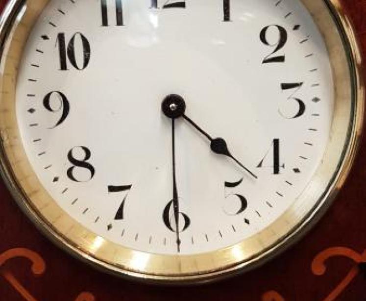 Fine Quality Edwardian Inlaid Mahogany Mantel Clock  - Image 3