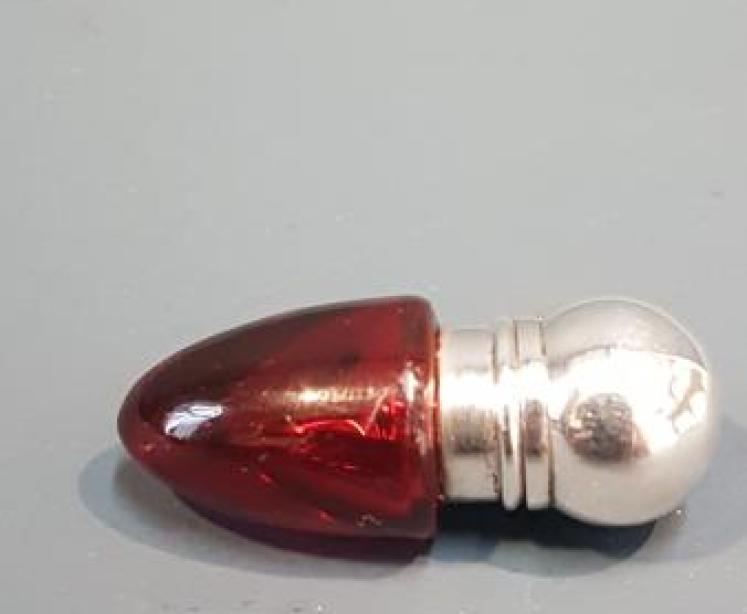 Victorian Silver Topped Pocket Scent Bottle - Image 4