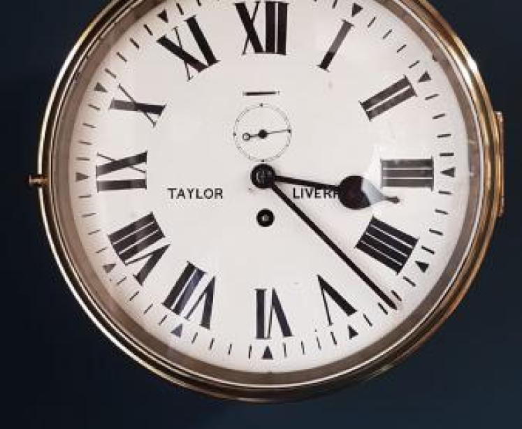 10" Single Fusee Ships Clock - Image 5