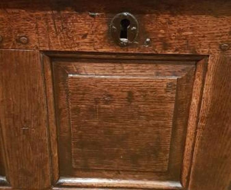 George I Oak Coffer  - Image 3