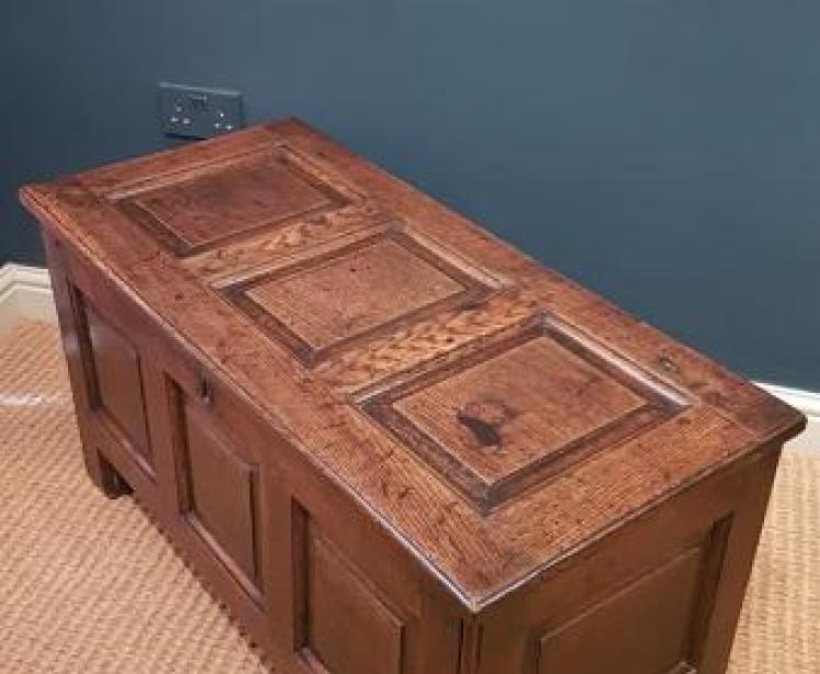 George I Oak Coffer  - Image 4