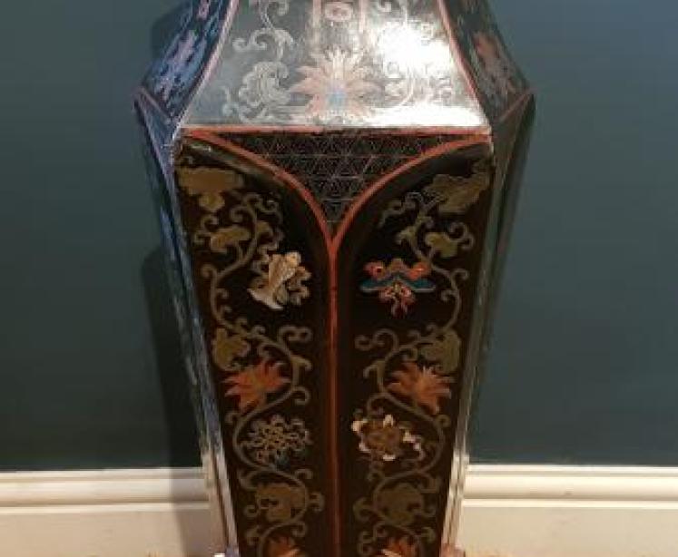 Large Pair of Victorian Papier Mache Vases - Image 6