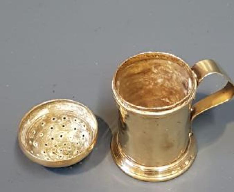 George III Brass Flour Sifter  - Image 4
