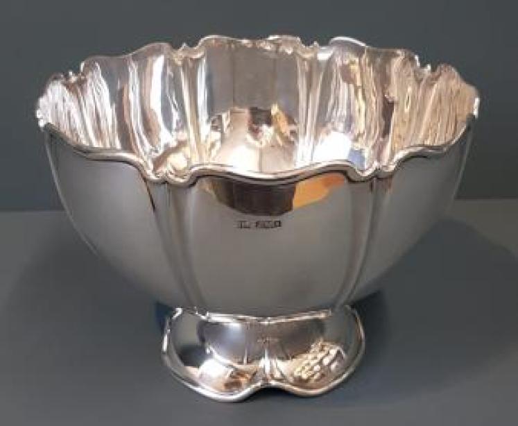 Large Edwardian Solid Silver Bowl - Image 1